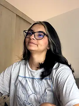 Snapshot of Cat2525 chatting on 11-25-25, 02:33 Cat2525 online show from 11-25-25, 02:33