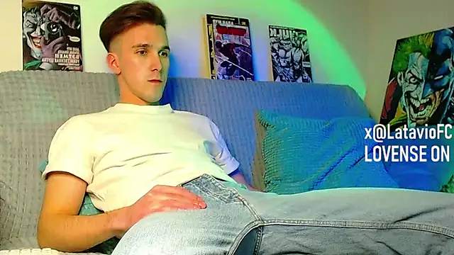 Snapshot of Midnighter_ chatting on 03-27-26, 09:58 Midnighter online show from 03-27-26, 09:58