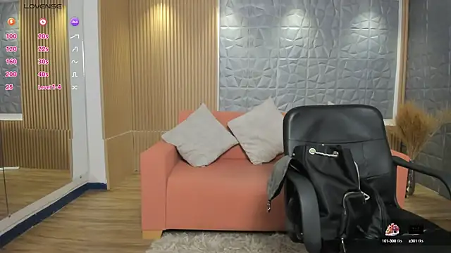 Snapshot of charlottewhitte chatting on 01-30-25, 11:11 charlottewhitte online show from 01-30-25, 11:11