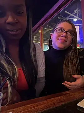 QueenNuttCollector online show from 01-18-25, 01:19