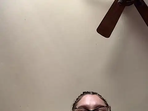 QueenNuttCollector online show from 05-22-26, 04:12
