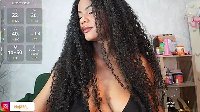 HOTBLACKANDWHITE2 online show from 02-01-26, 05:00