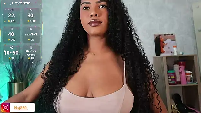 HOTBLACKANDWHITE2 online show from 03-31-26, 09:32