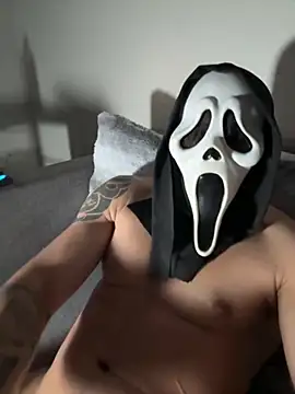 Snapshot of Realg08 chatting on 02-22-26, 06:57 Realg08 online show from 02-22-26, 06:57