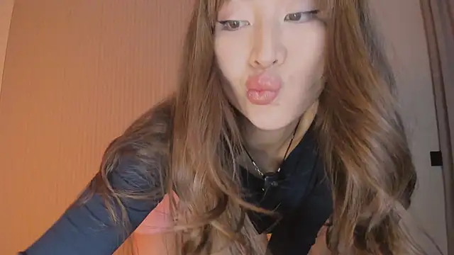 kawaii mia online show from 03-17-26, 04:54