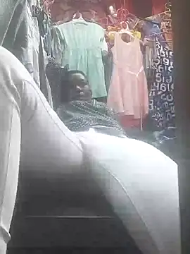 Snapshot of Hailey_BaileyXYZ chatting on 01-02-25, 03:40 Hailey BaileyXYZ online show from 01-02-25, 03:40