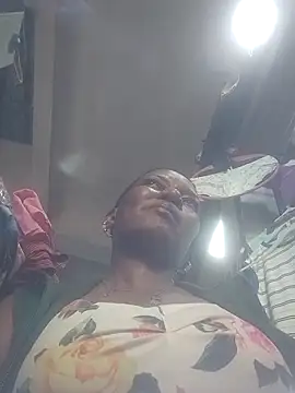 Snapshot of Hailey_BaileyXYZ chatting on 12-14-25, 02:00 Hailey BaileyXYZ online show from 12-14-25, 02:00