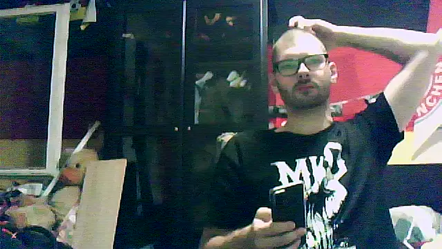 Snapshot of Die-geile-Sau chatting on 10-13-25, 07:36 Die-geile-Sau online show from 10-13-25, 07:36