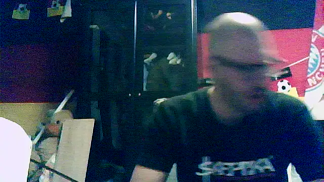 Snapshot of Die-geile-Sau chatting on 10-25-25, 08:14 Die-geile-Sau online show from 10-25-25, 08:14