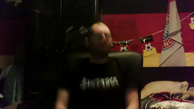 Snapshot of Die-geile-Sau chatting on 12-02-25, 09:21 Die-geile-Sau online show from 12-02-25, 09:21