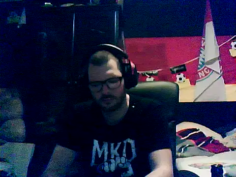 Snapshot of Die-geile-Sau chatting on 12-13-25, 09:53 Die-geile-Sau online show from 12-13-25, 09:53