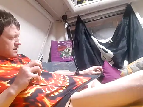 Ebinator666 online show from 01-04-25, 04:44