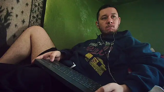 sweet cock28 online show from 03-02-25, 02:43