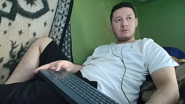 sweet cock28 online show from 09-24-25, 03:37