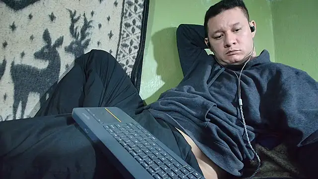 sweet cock28 online show from 05-19-26, 01:56