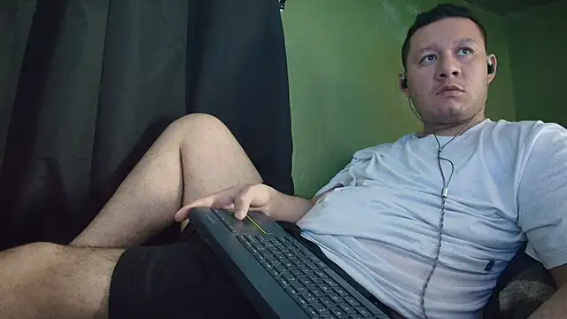 sweet cock28 online show from 07-21-26, 03:25