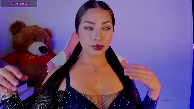 lucykinky22 online show from 11-06-25, 10:21