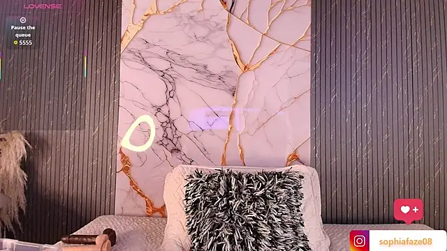 big tits in your face online show from 02-04-26, 08:14