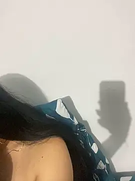 Snapshot of Natasha__Blue chatting on 02-01-25, 03:30 Natasha Blue online show from 02-01-25, 03:30