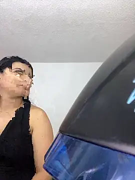 Snapshot of Natasha__Blue chatting on 09-26-25, 06:56 Natasha Blue online show from 09-26-25, 06:56