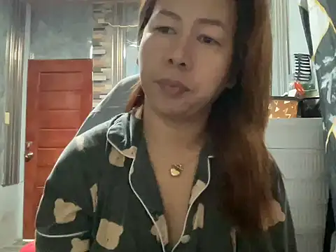 Snapshot of UrLove_Marga chatting on 04-27-26, 09:57 UrLove Marga online show from 04-27-26, 09:57