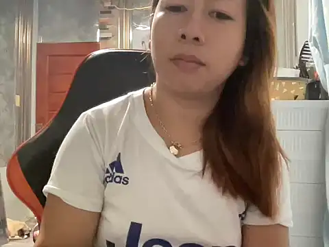Snapshot of UrLove_Marga chatting on 05-16-26, 11:03 UrLove Marga online show from 05-16-26, 11:03