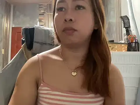 Snapshot of UrLove_Marga chatting on 06-03-26, 10:26 UrLove Marga online show from 06-03-26, 10:26