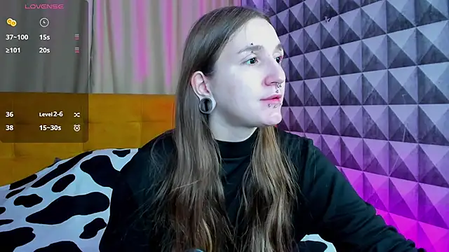 Pink diablo online show from 10-17-25, 02:15