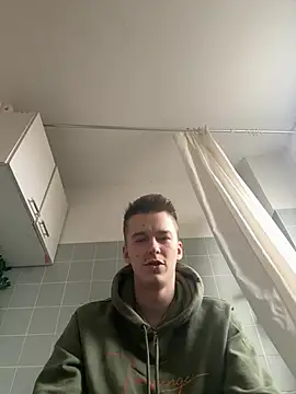 Toyjungee online show from 02-20-25, 10:16