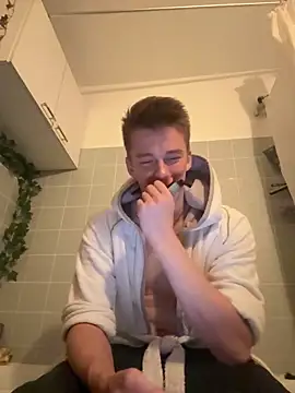 Toyjungee online show from 10-11-25, 09:02