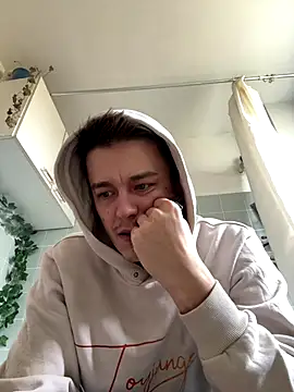 Toyjungee online show from 10-18-25, 09:10