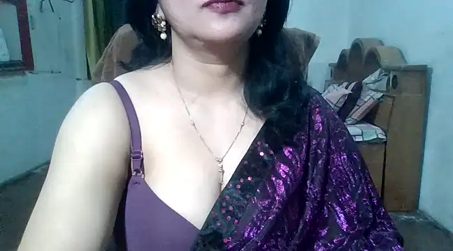 Cute Mahi22 online show from 03-19-25, 04:02