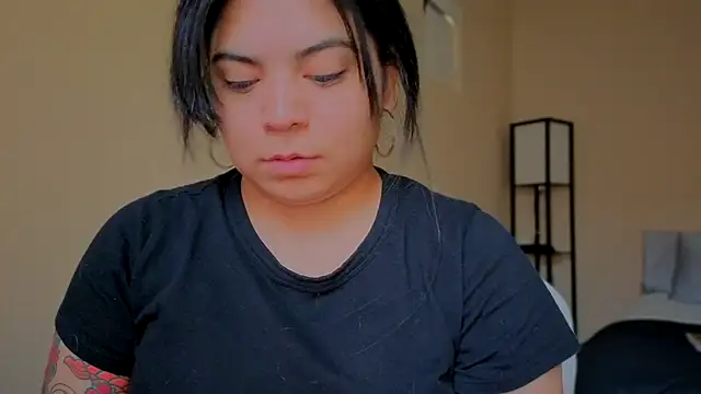 kimmiakiss22 online show from 02-27-25, 11:48