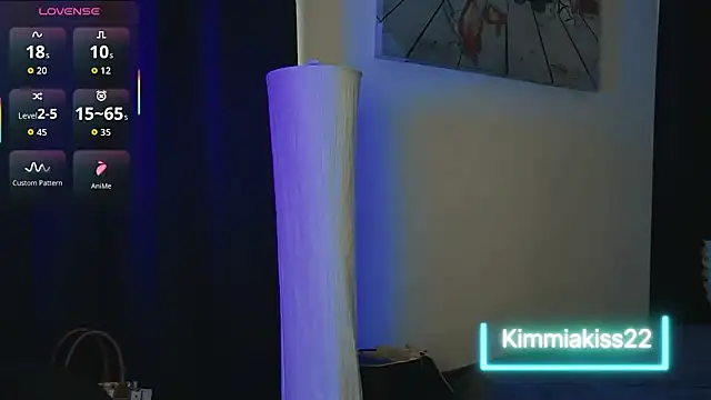 kimmiakiss22 online show from 09-10-25, 11:38
