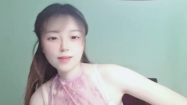 Snapshot of VaerySaenz chatting on 01-31-25, 03:30 VaerySaenz online show from 01-31-25, 03:30