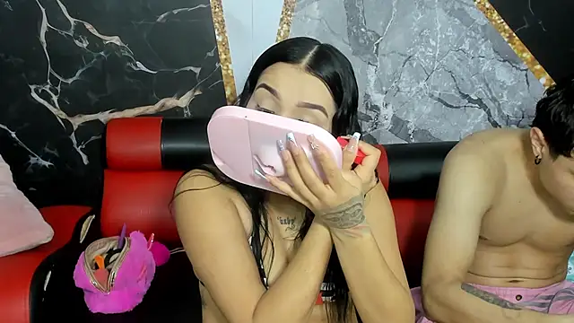 hot-threesome online show from 09-27-25, 07:08