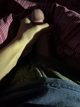 Snapshot of Nando chatting on 02-16-26, 07:48 Nando online show from 02-16-26, 07:48