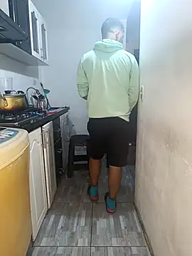 Snapshot of catire2323 chatting on 11-16-25, 08:03 catire2323 online show from 11-16-25, 08:03