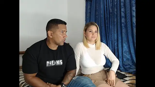 Snapshot of lover_1994 chatting on 12-27-24, 11:17 lover 1994 online show from 12-27-24, 11:17