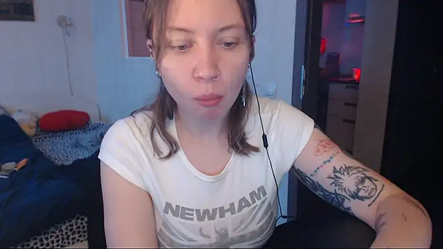 amanda kiss kiss online show from 12-28-24, 12:13