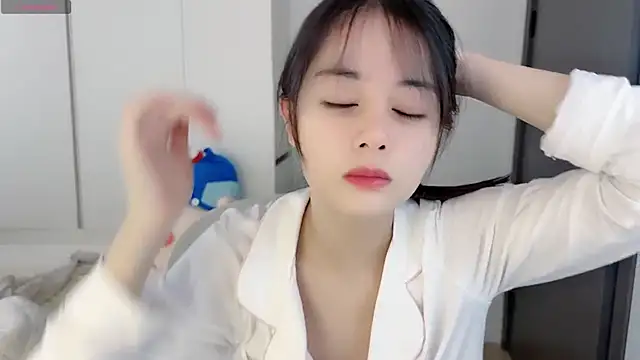 Snapshot of Judy520 chatting on 01-19-26, 02:15 Judy520 online show from 01-19-26, 02:15