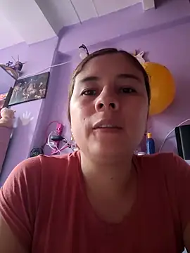 selena gomez2 online show from 09-30-25, 01:49