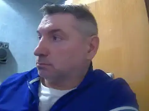 Snapshot of GYurmoka70 chatting on 01-29-25, 04:52 GYurmoka70 online show from 01-29-25, 04:52