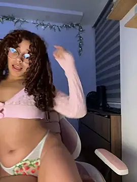 Snapshot of crystal_bunny7 chatting on 02-11-25, 06:19 crystal bunny7 online show from 02-11-25, 06:19