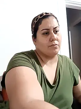 Snapshot of Giselle_allen_1 chatting on 12-18-25, 08:20 Giselle allen 1 online show from 12-18-25, 08:20