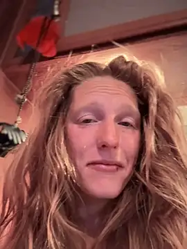 GoldenFlameGoddess online show from 09-14-25, 02:05