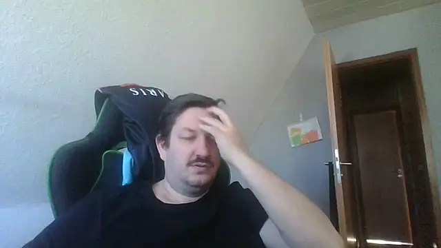 Golffahrer1982 online show from 03-01-26, 08:49