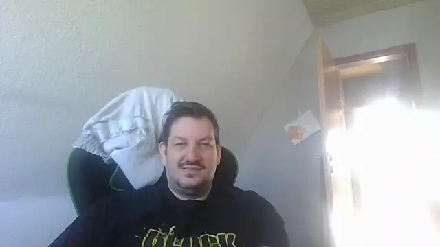 Golffahrer1982 online show from 04-02-26, 08:01