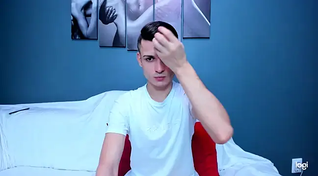 Snapshot of andboyfor6 chatting on 12-22-24, 12:38 andboyfor6 online show from 12-22-24, 12:38