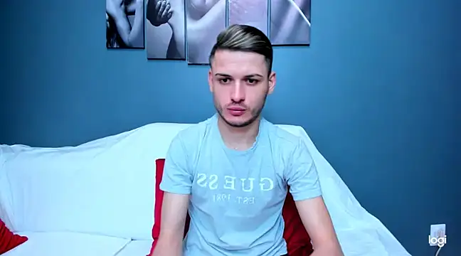 Snapshot of andboyfor6 chatting on 01-19-25, 09:22 andboyfor6 online show from 01-19-25, 09:22